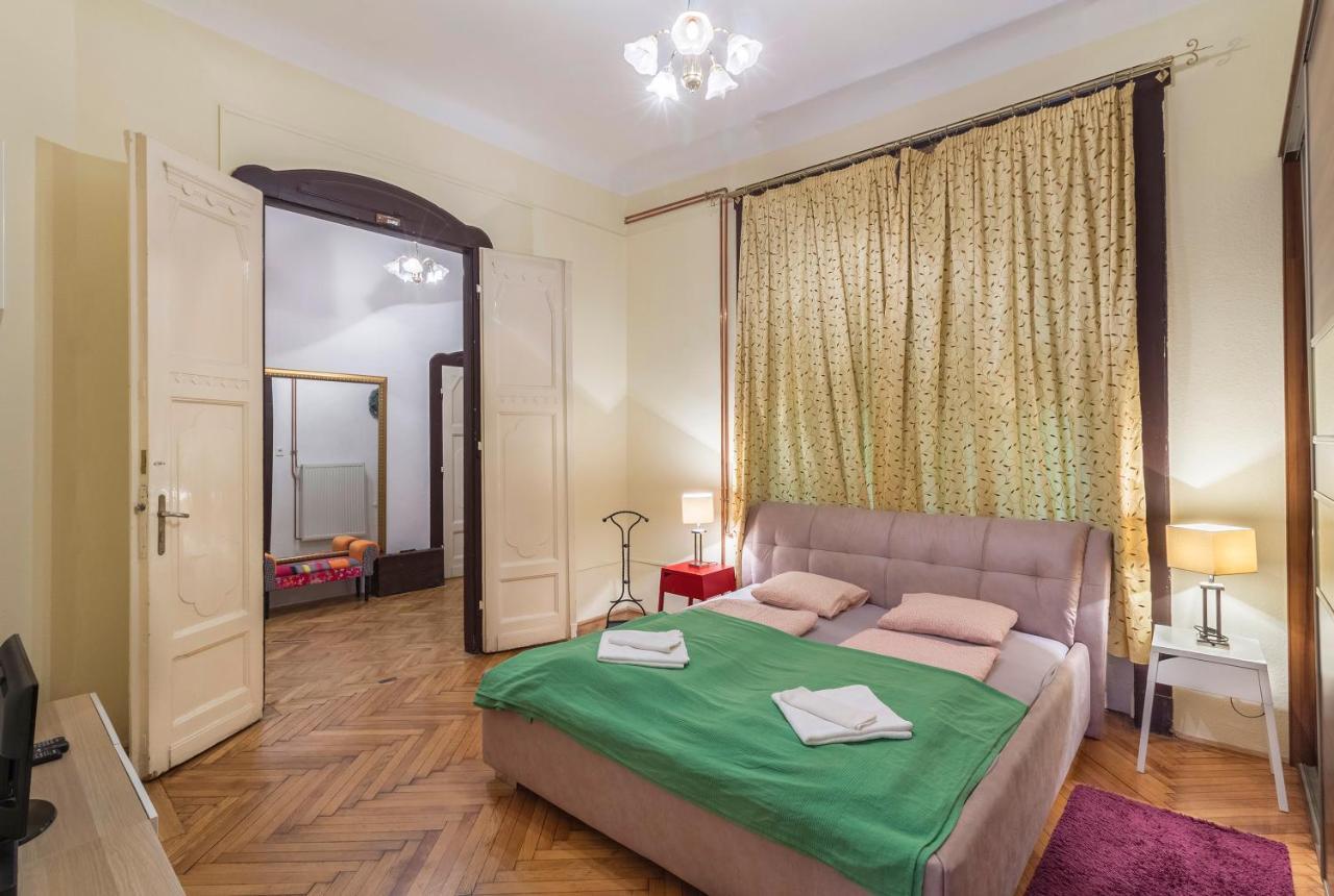 Bessara Apartment Boedapest Buitenkant foto