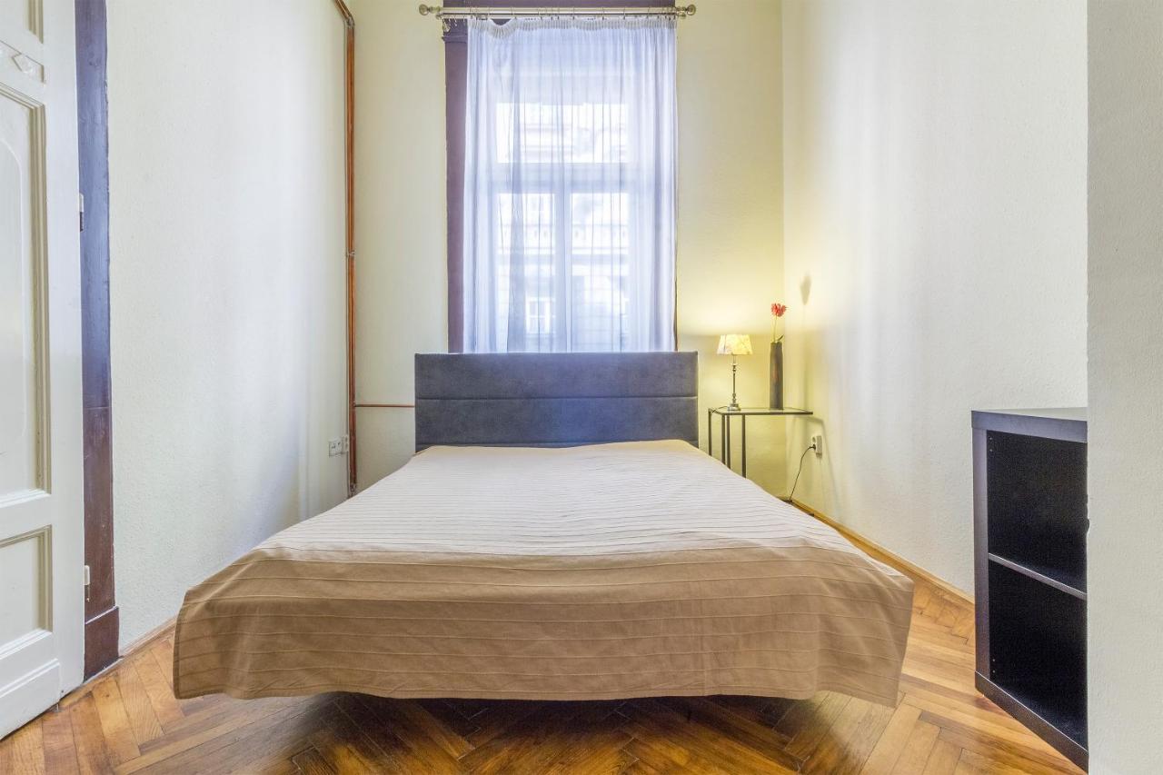 Bessara Apartment Boedapest Buitenkant foto