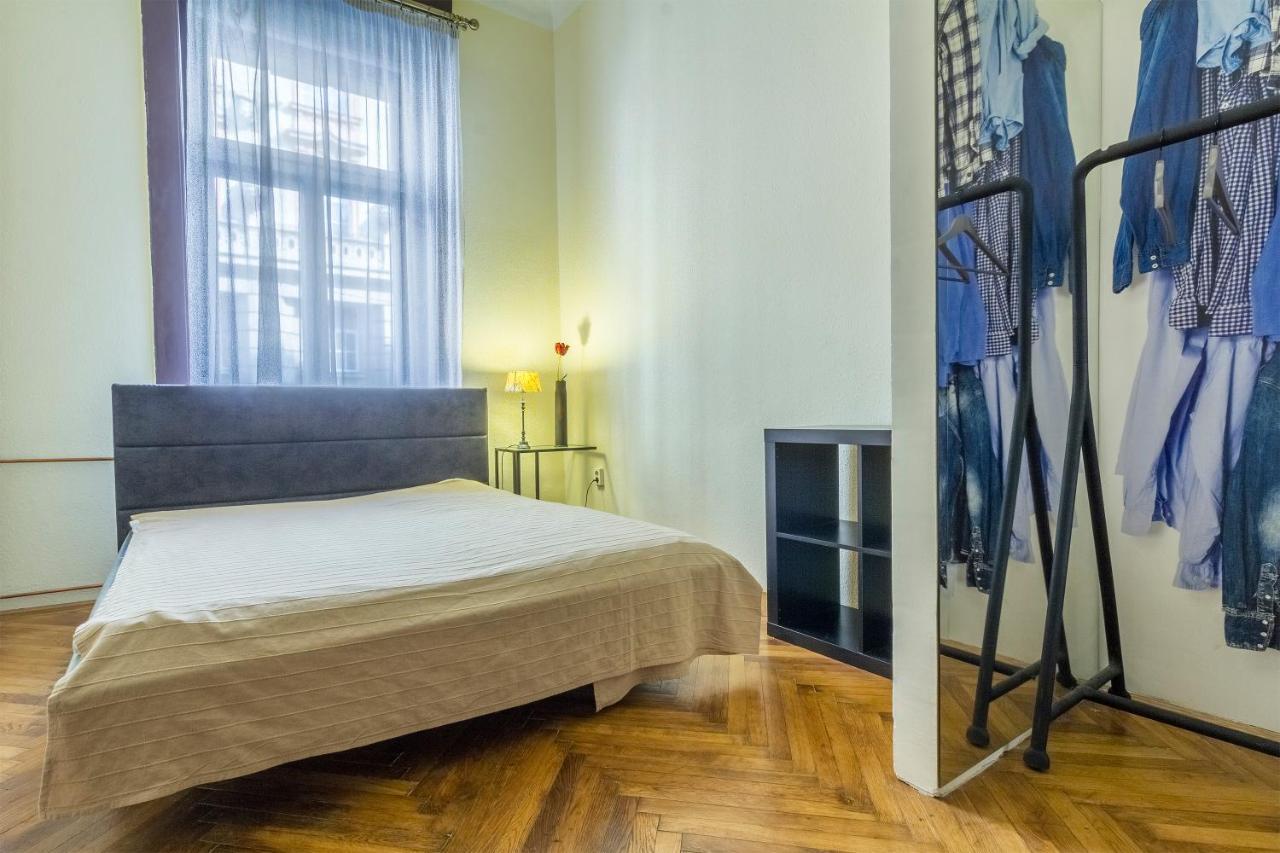 Bessara Apartment Boedapest Buitenkant foto